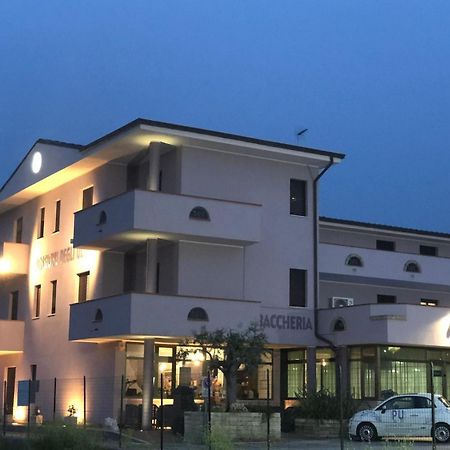Pensione Degli Ulivi Porto Sant'Elpidio Ngoại thất bức ảnh