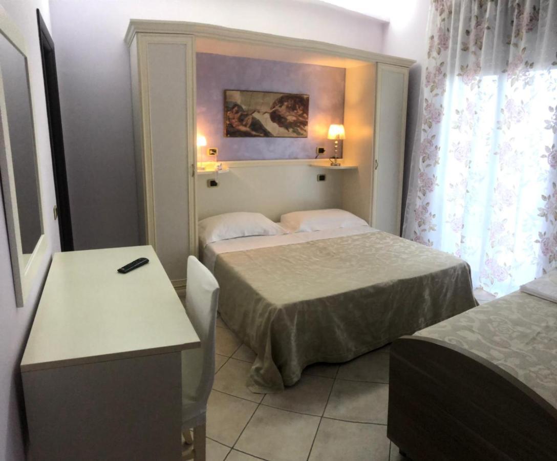 Pensione Degli Ulivi Porto Sant'Elpidio Ngoại thất bức ảnh